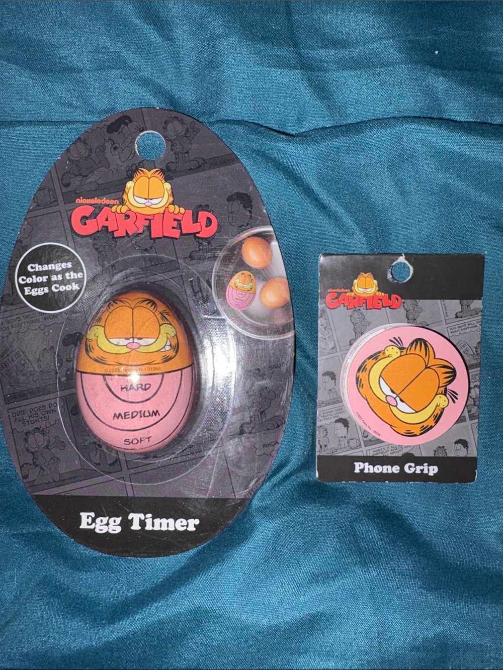 Garfield Lovers!!  Pink Egg Timer & Phone Grip Set - Garfield Brand